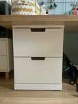 Komoda biała NORDLI Ikea 2 szuflady stolik nocny