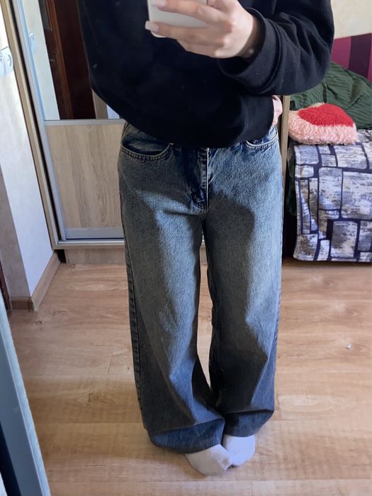 Сині джинси прямі