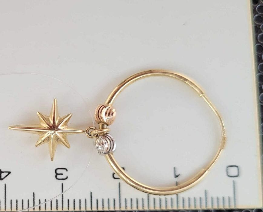 Сережки конго з підвісками зірочками Zarina жовте золото