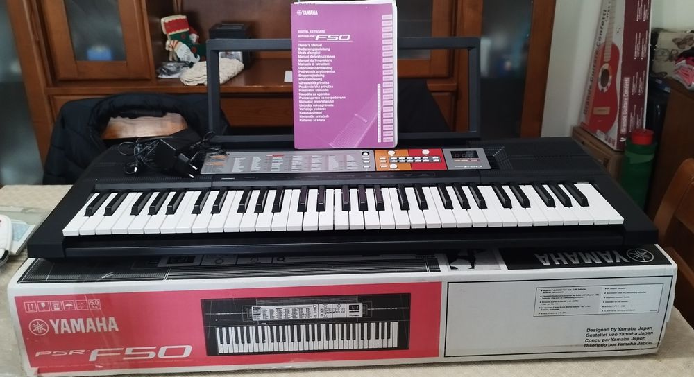 Teclado Yamaha F50
