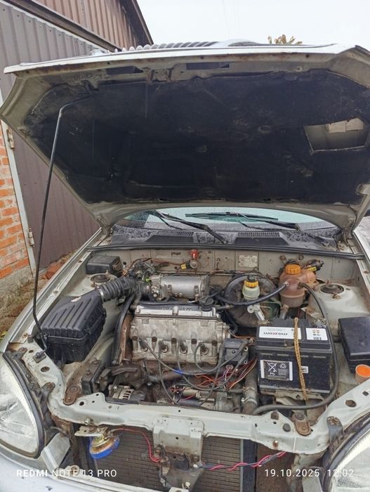 Продам автомобіль сенс