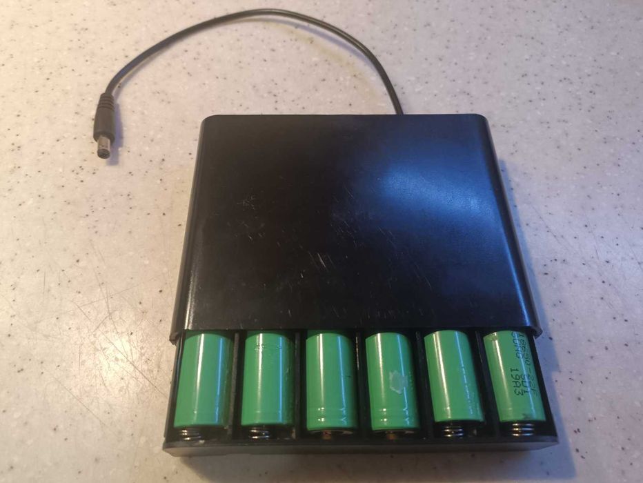 Блок бесперебойного питания для роутера,видеокамер и др устройств