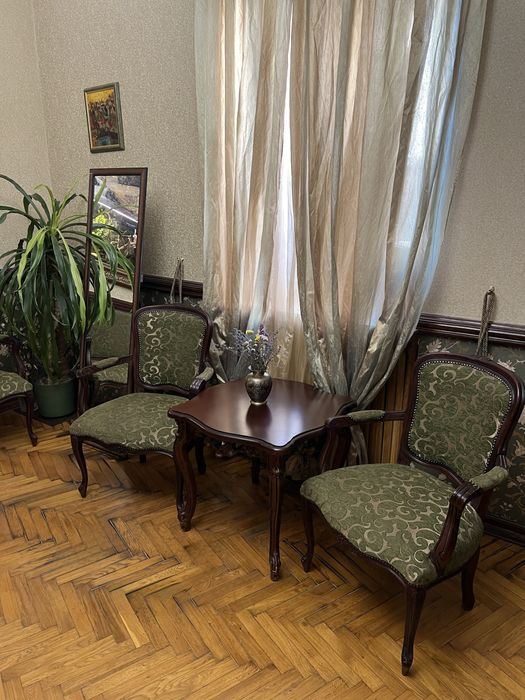 Антикварная мебель