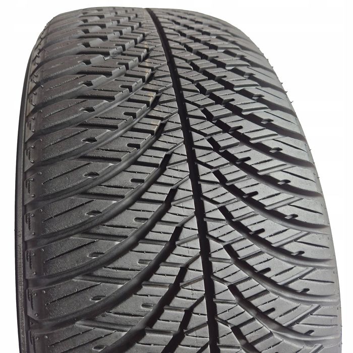 Yokohama bluearth 4S 205/55 R16 91V 8mm 2022