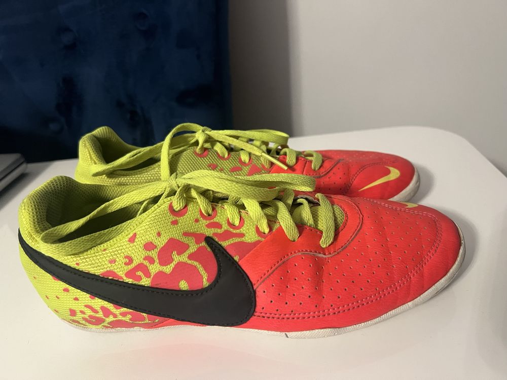 Buty chłopiece Nike stan bdb