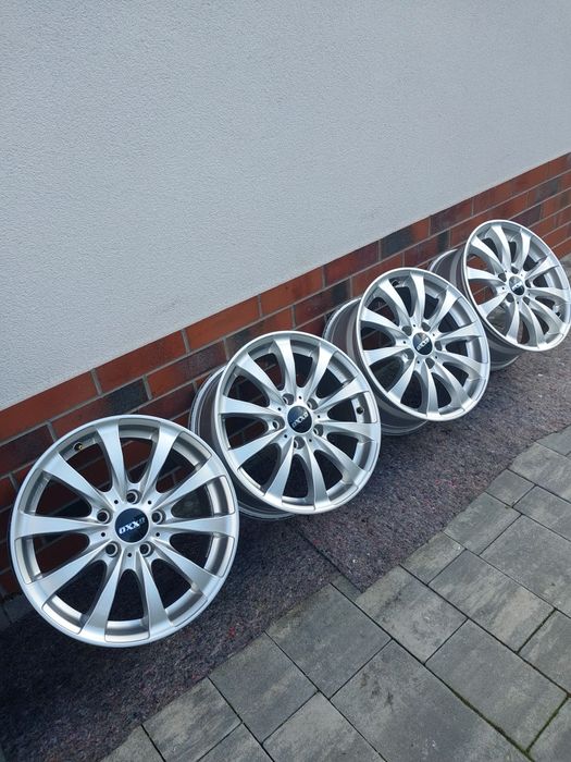 Felgi 17 OXXO 5x120 7,5x17 et43 72,6 super stan,  jak nowe