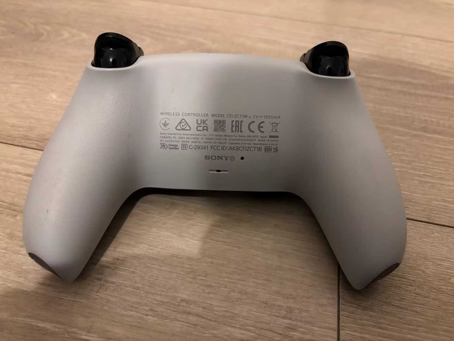 Konsola Playstation 5 Slim napęd Blue-ray na gwarancji, bez wad