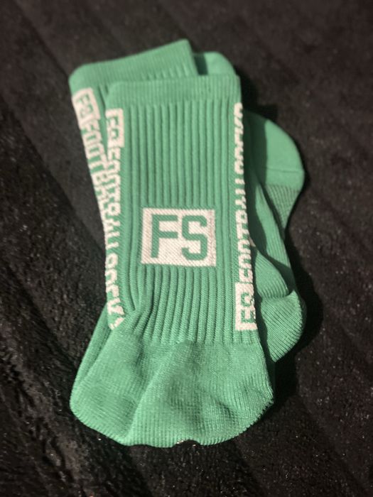 Meias desportivas anti-derrapantes