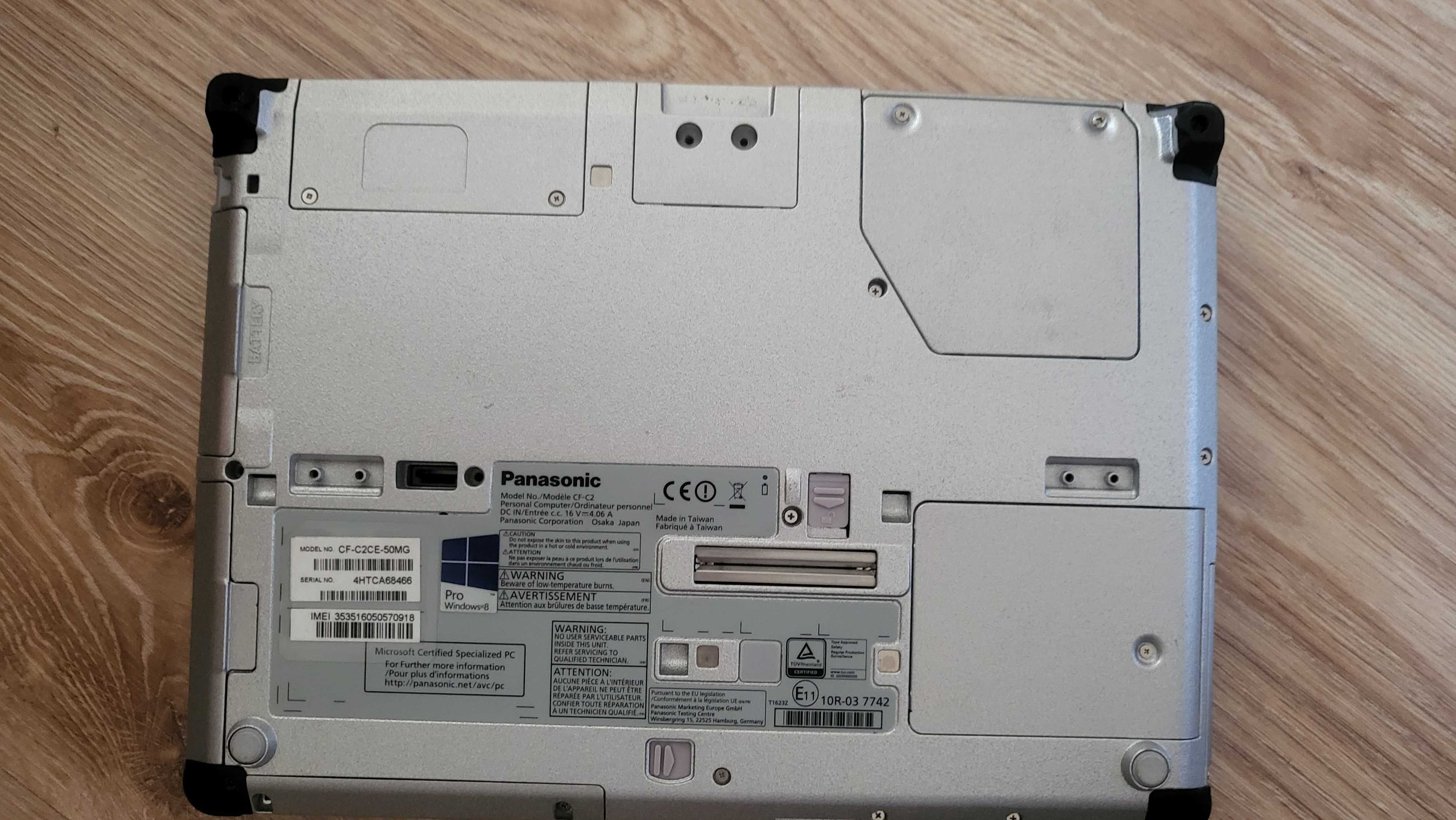 Захищений Touchbook  Panasonic CF-C2