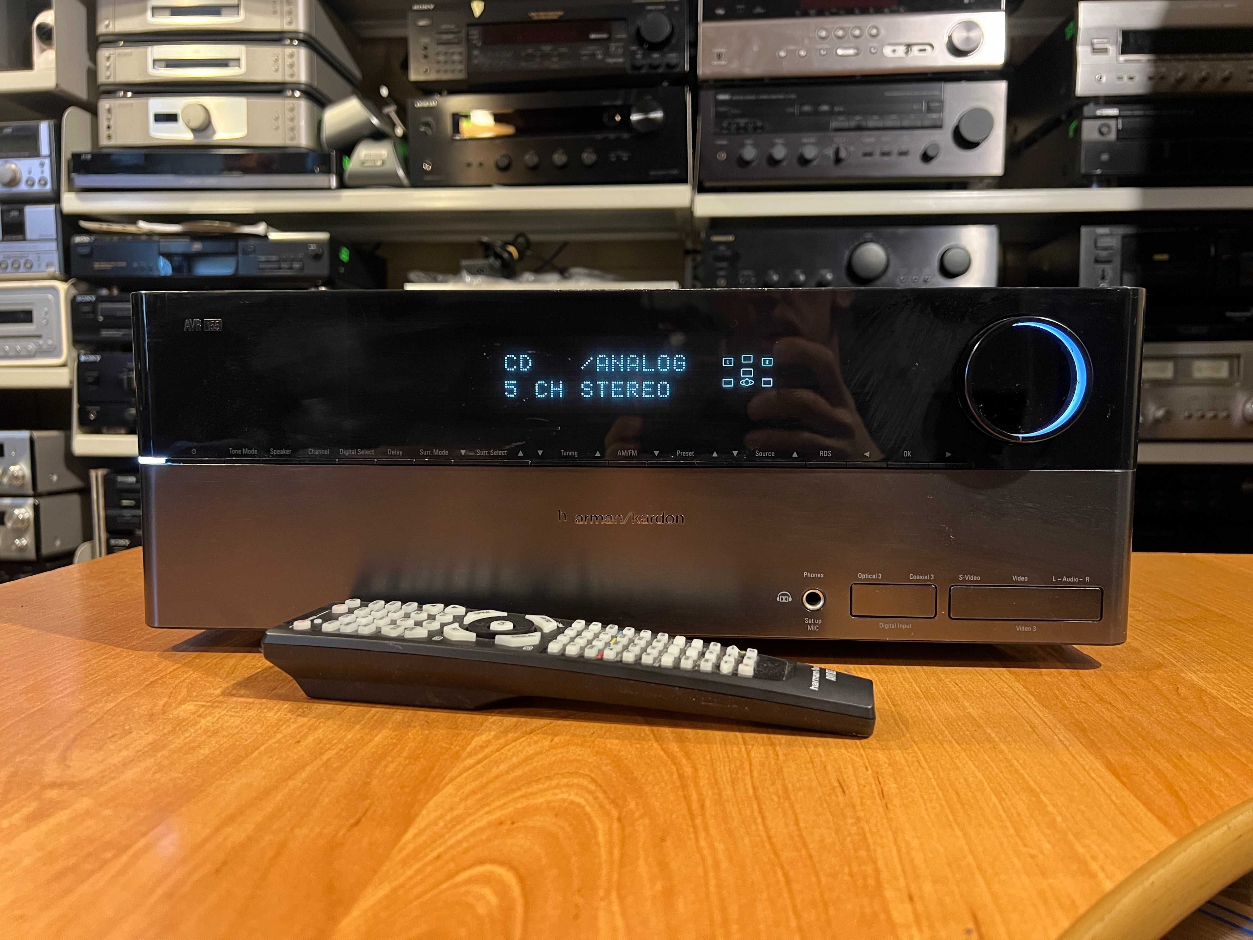 Amplituner Harman/Kardon AVR155 Audio Room