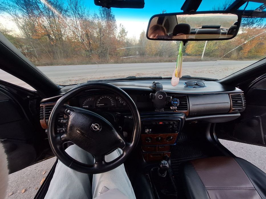 Продам opel vectra b 1.8 газ/бензин