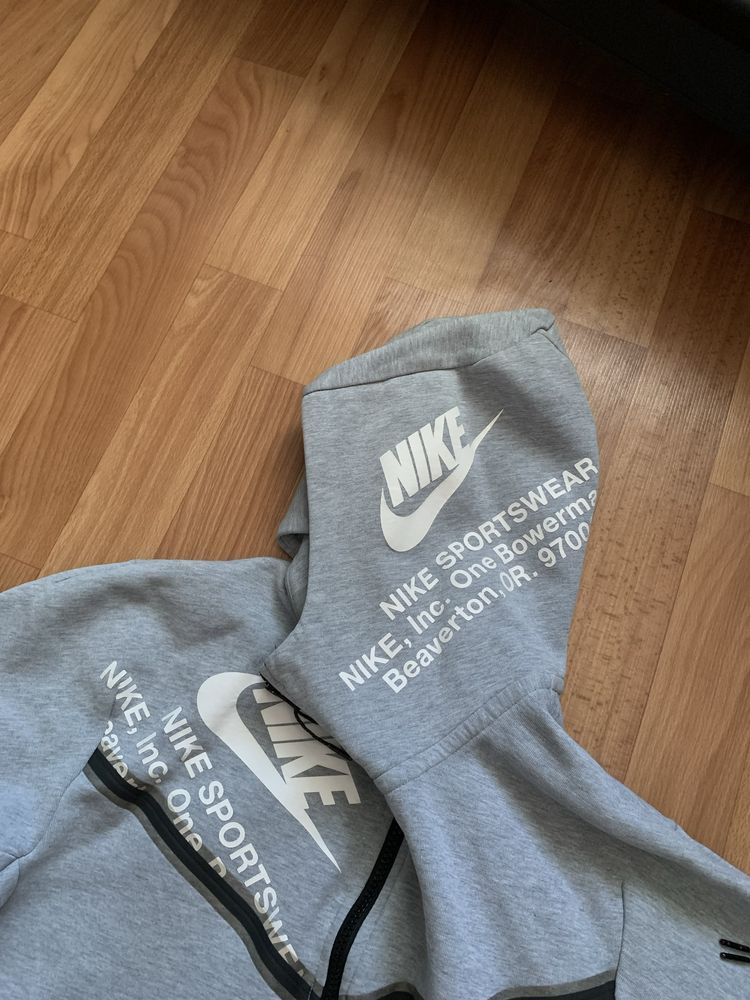 оригинальная серая кофта зипка зип худи nike tech fleece big logo drip