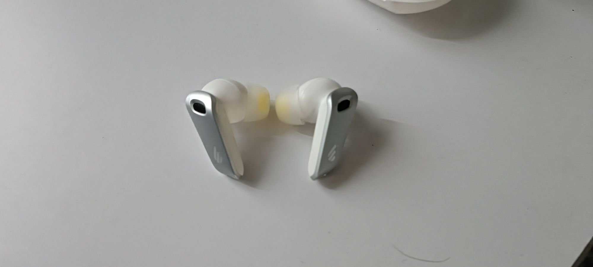 Słuchawki edifier neobuds pro