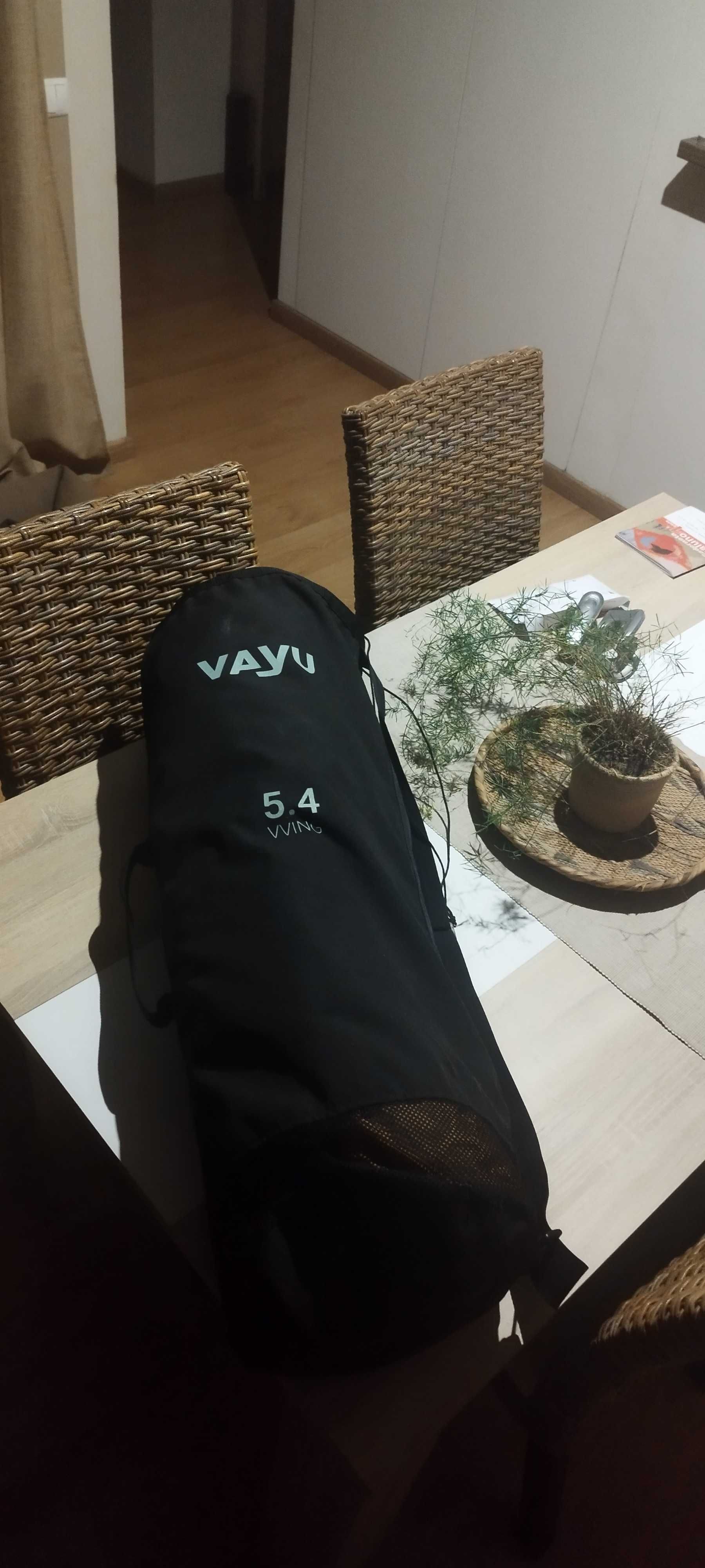 Asa Kite Surf VAYU VVING 5.4 em excelente estado. Inclui saco..