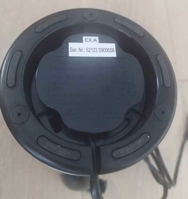 Młynek do kawy DeLonghi KG 49