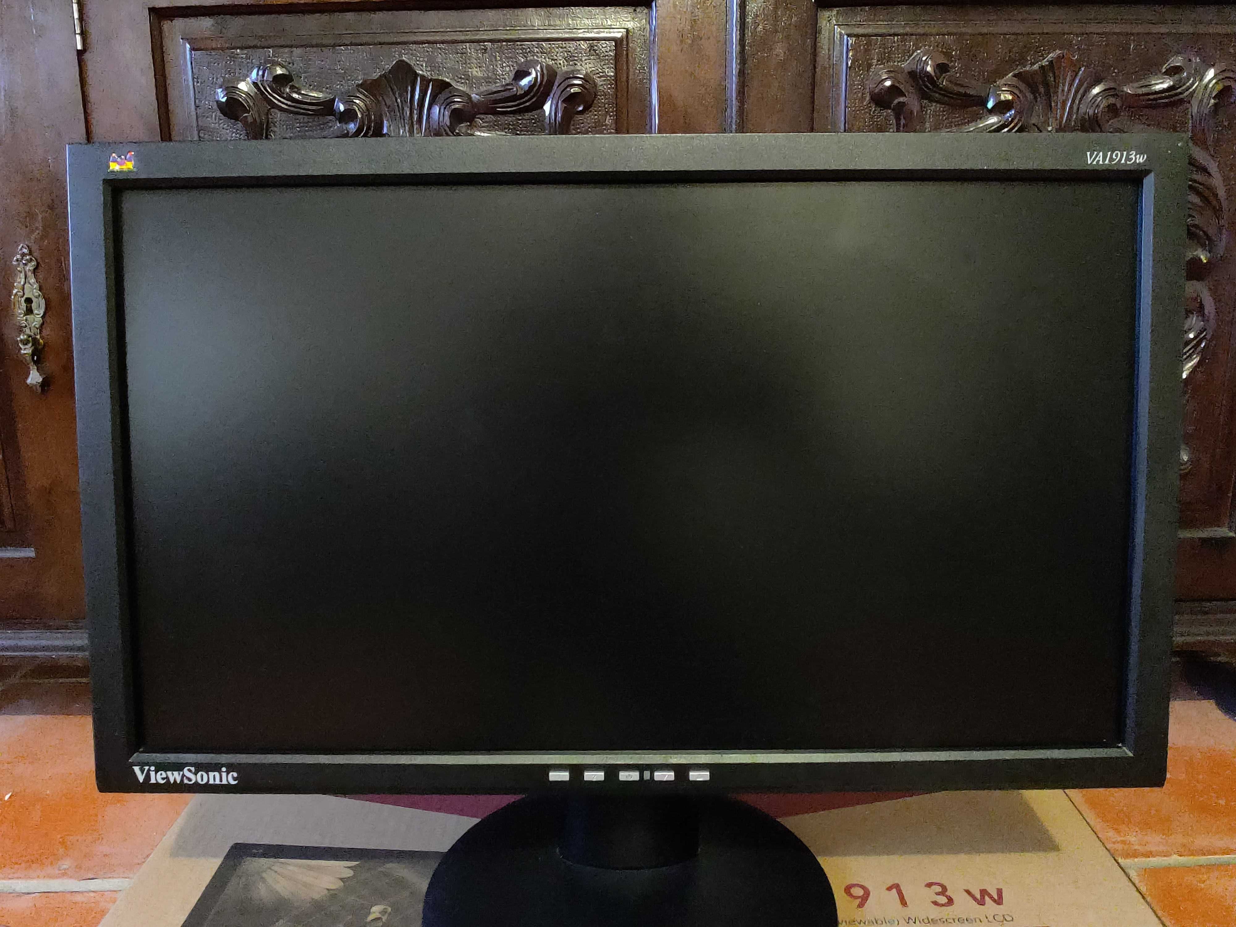 Monitor LCD ViewSonic VA1913w 19"