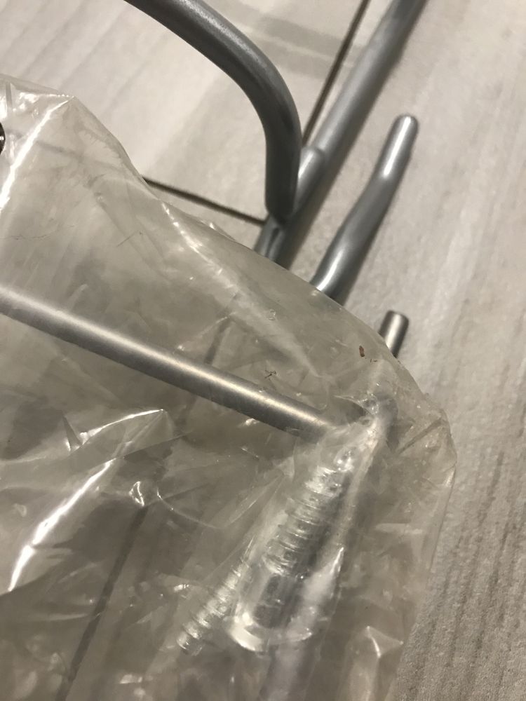 Nowa metalowa półka na napoje na wino na butelki