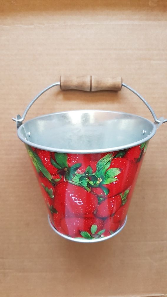 Baldinho Padrão Morangos Musgo