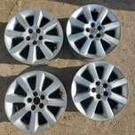 Sprzedam oryginalne felgi aluminiowe Toyota 6,5x16 ET45#42611#05240
