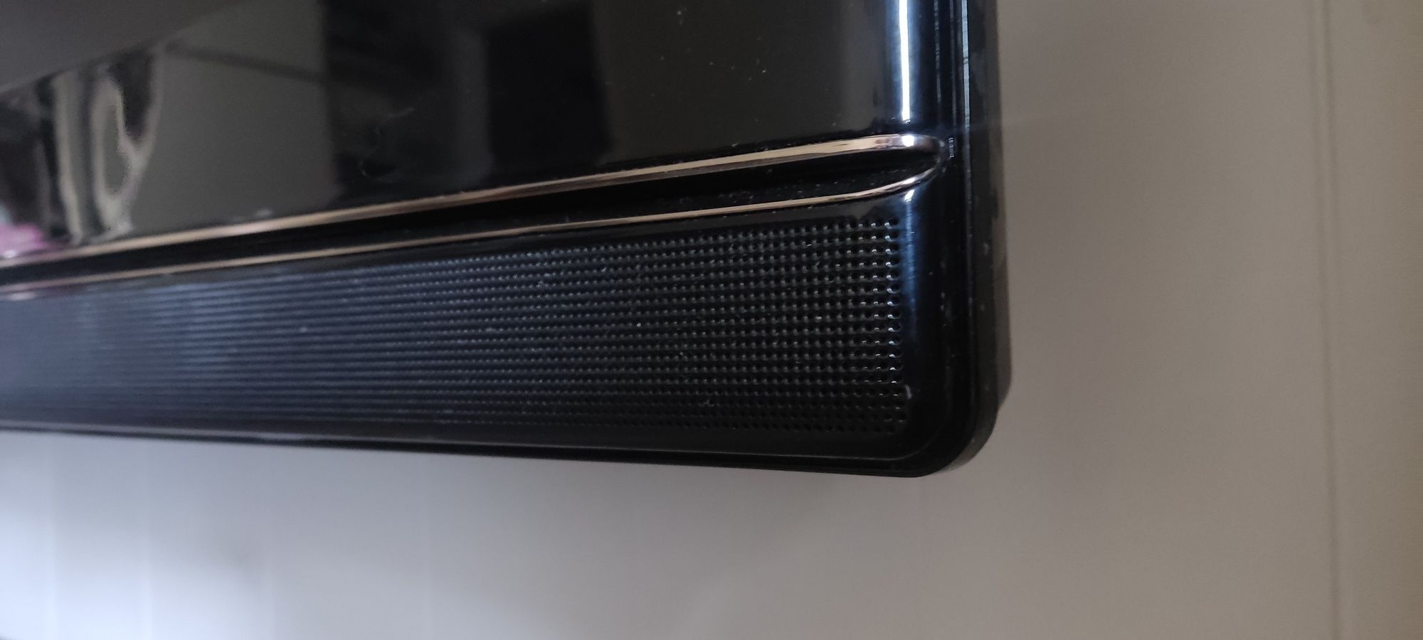 Телевізор Shivaki LCD-4230