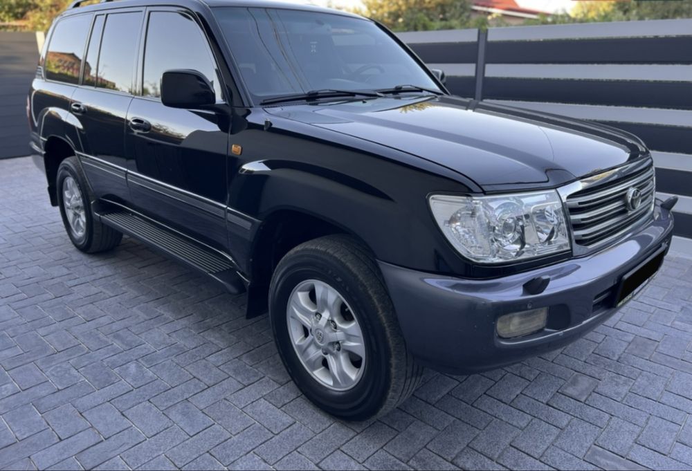 Toyota Land Cruiser 100 VX
