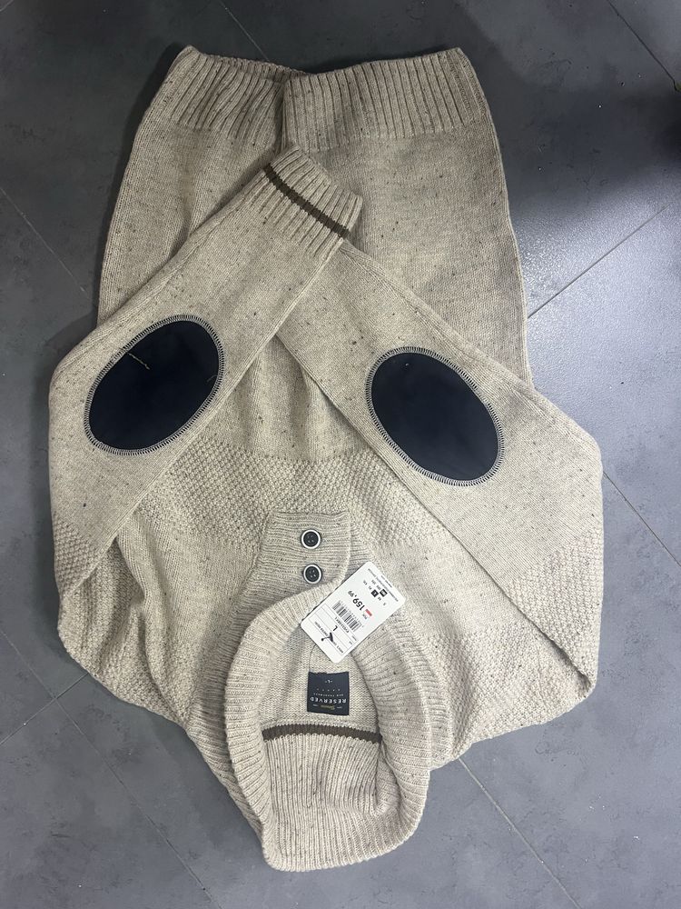 Sweter meski Reserved L-wady plamy od łat