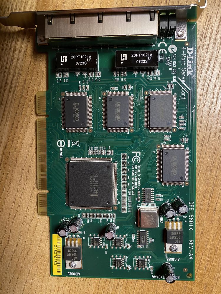 Karta sieciowa 4-port server card 10/100 D-Link