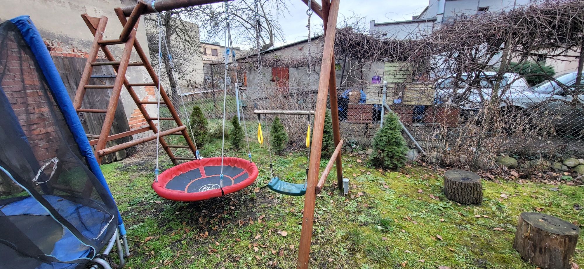 Drewniany stelaż do hustawek