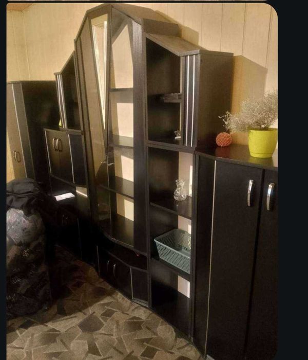 Klasyczna czarna +srebro mebloscianka