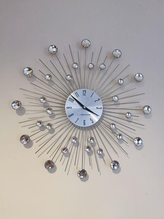 Zegar, ozdoby w stylu Glamour