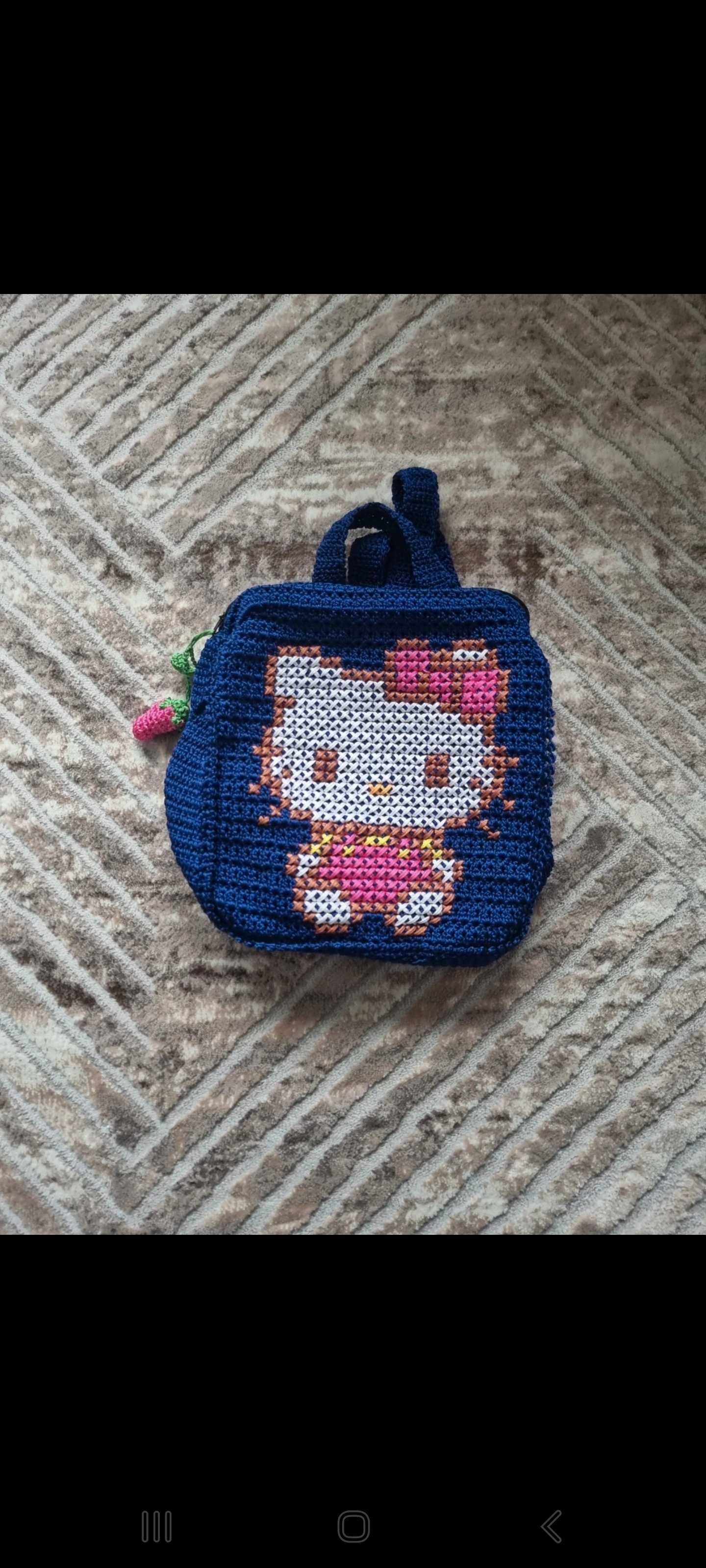 Plecaczek szydełkowany hand made hello kitty