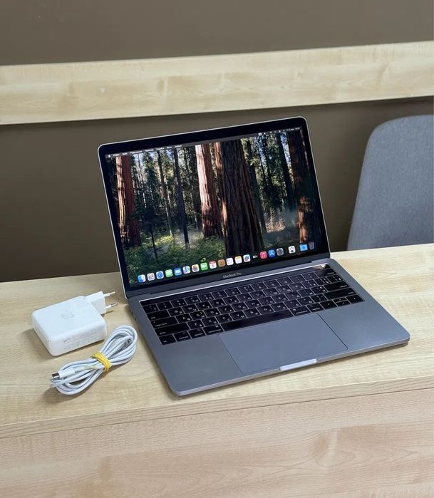 MacBook Pro A1989 2019 16Gb/256 SSD