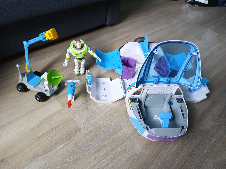Statek buzz astral Toy Story