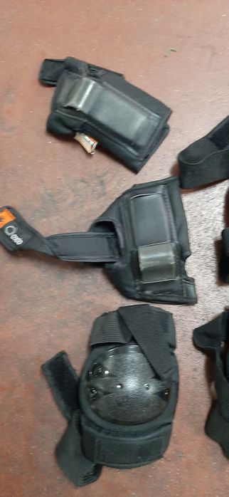 Proteções OXELO joelhos cotovelos e mãos