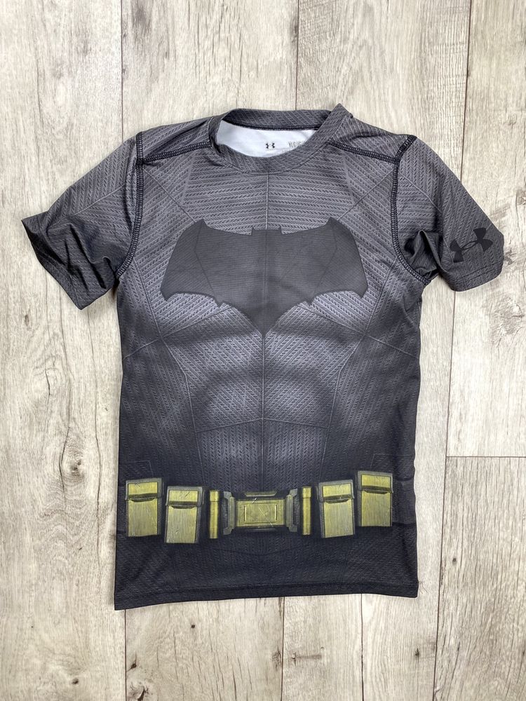 Under armour batman футболка L размер подростковая серая оригинал