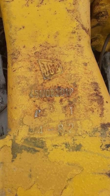 Zwolnica jcb 3cx ladowarka teleskopowa 520 4x4