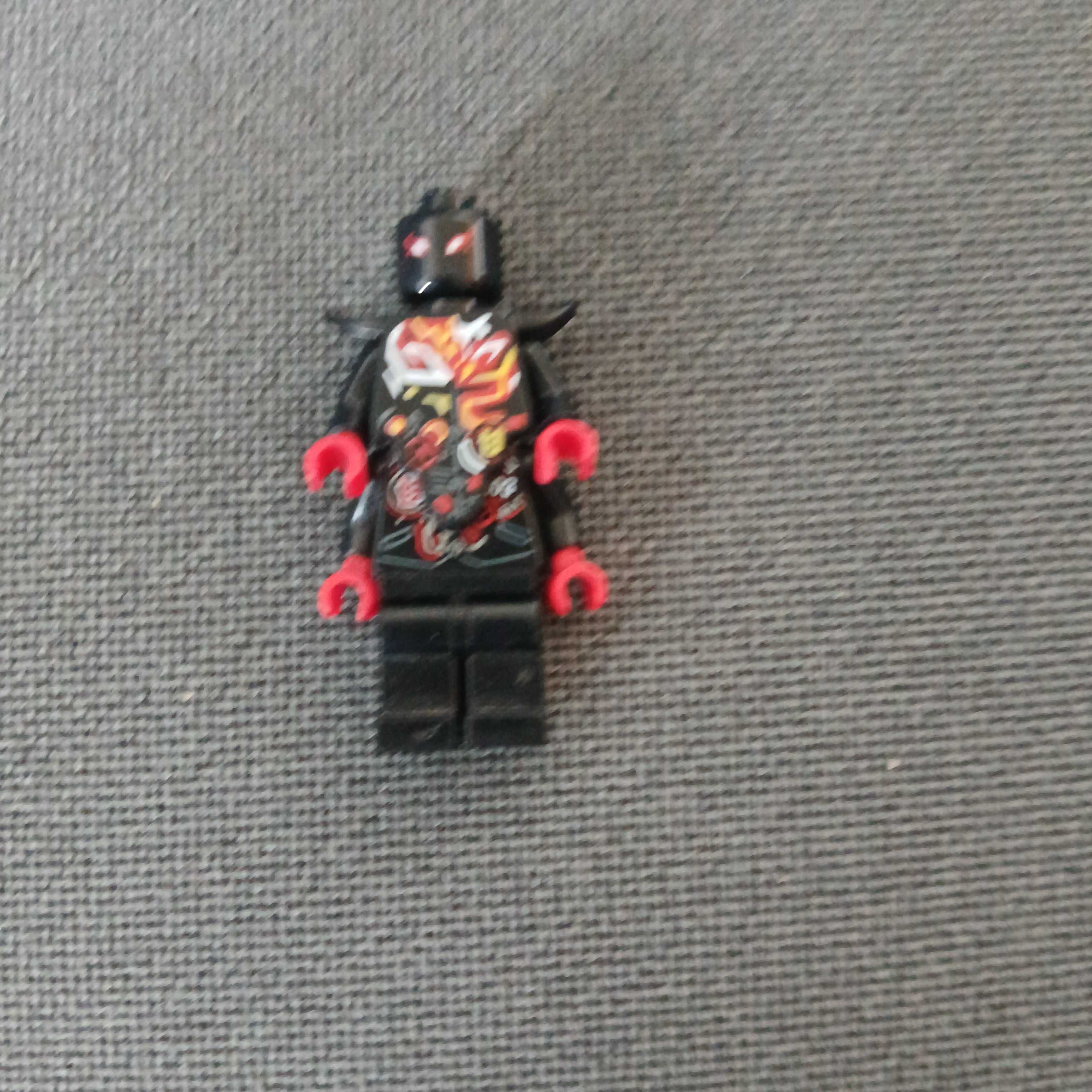 Figurki z LEGO NINJAGO drix , zane , kai ,mr e .