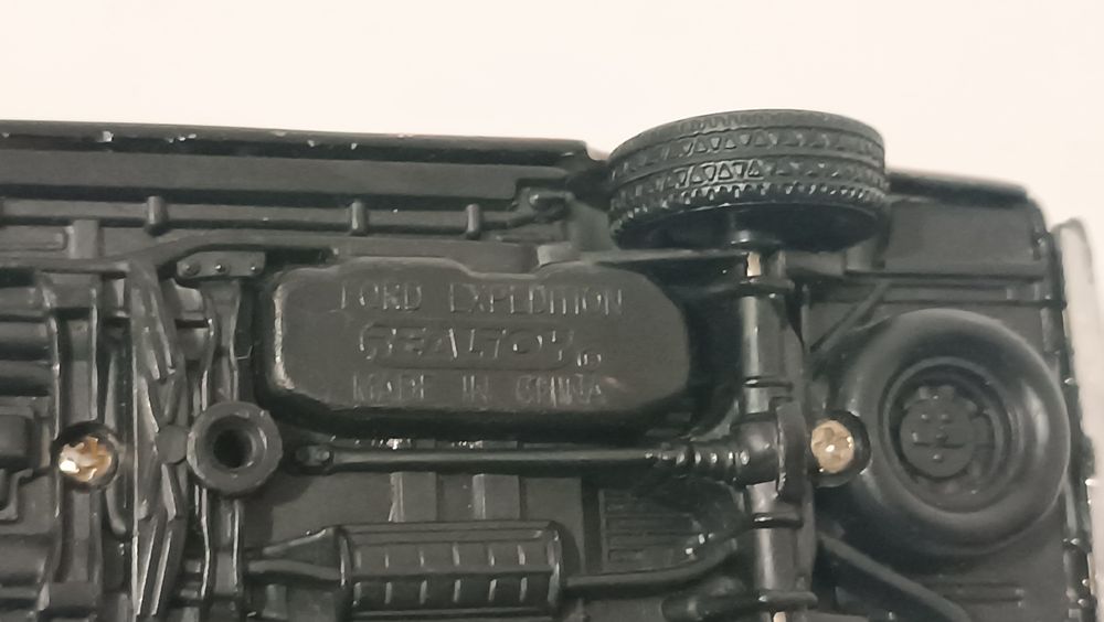 Carro For  Expedition. 12 cm. Realtoy
