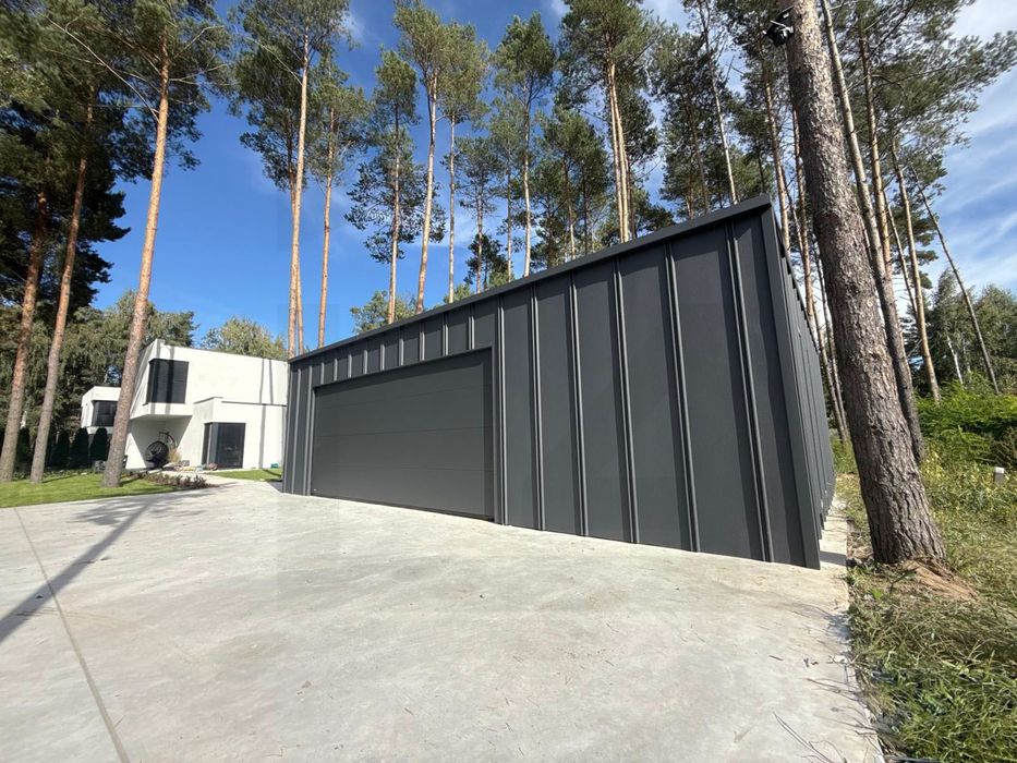 garaż blaszany 9x7 jednospadowy t-panel brama segmentowa
