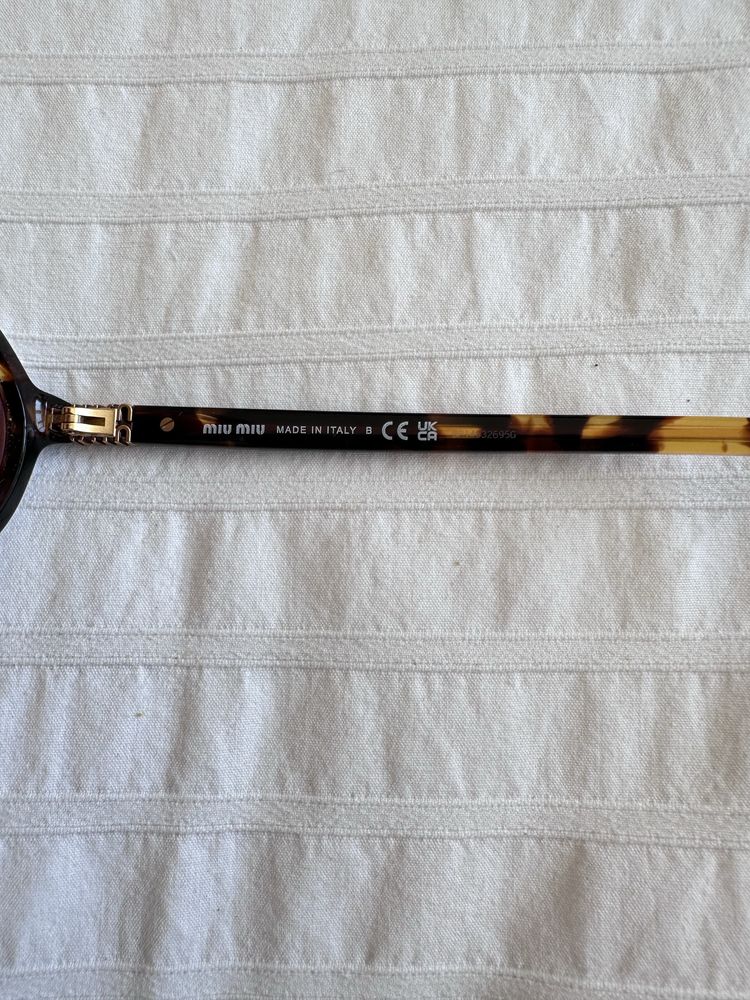 Oculos de sol Miu Miu