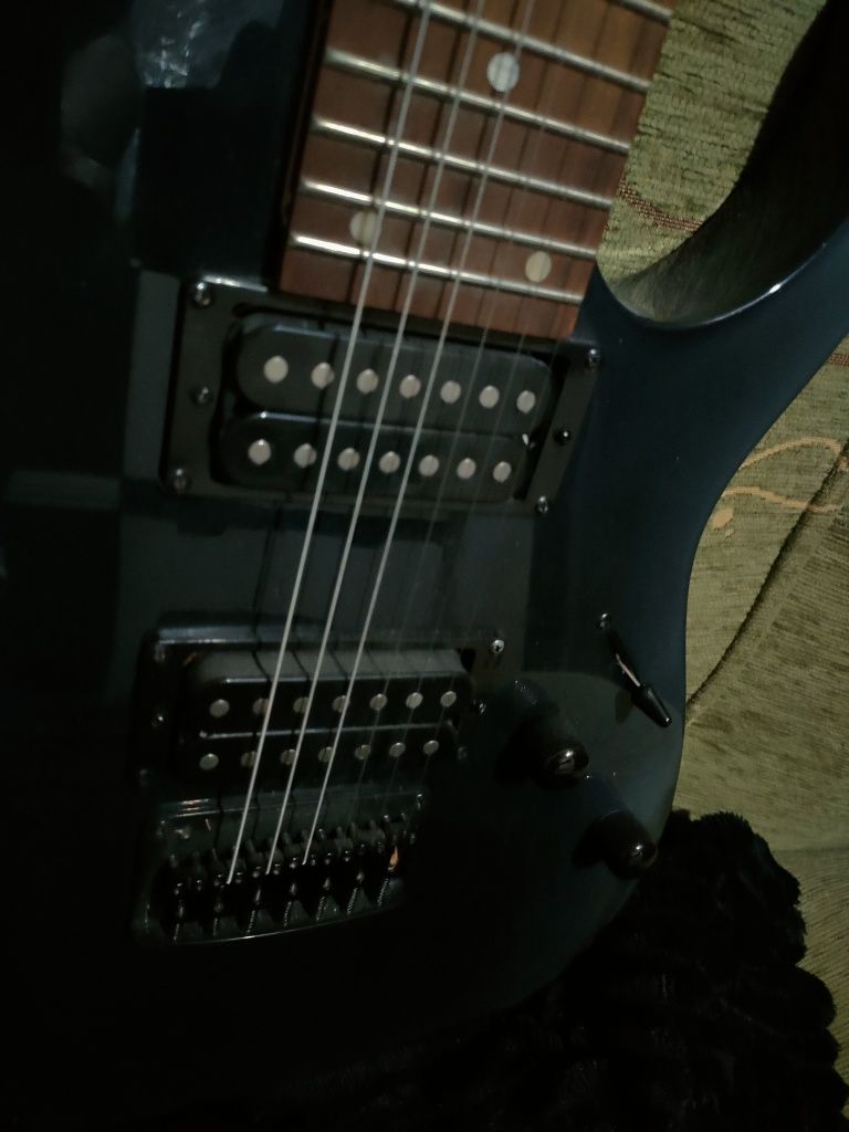 Gitara elektryczna 7 strunowa Ibanez