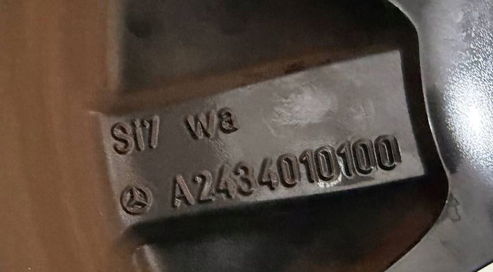 mercedes eqa eqb a243 felga 7,5x18 et53,5 5x112 a2434010100