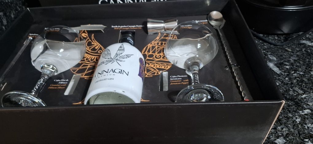 Caixa Cannagin Premium
