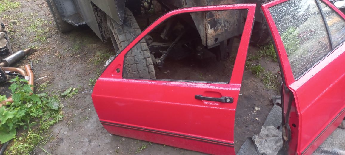 Двері мерседес 190 двері w 201 mercedes 190
