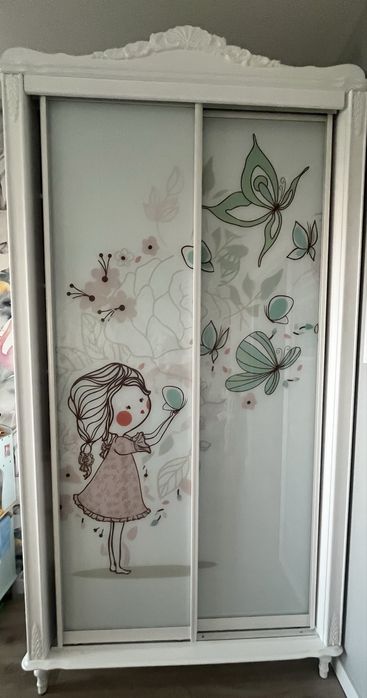 Шафа-купе в дитячу спальню