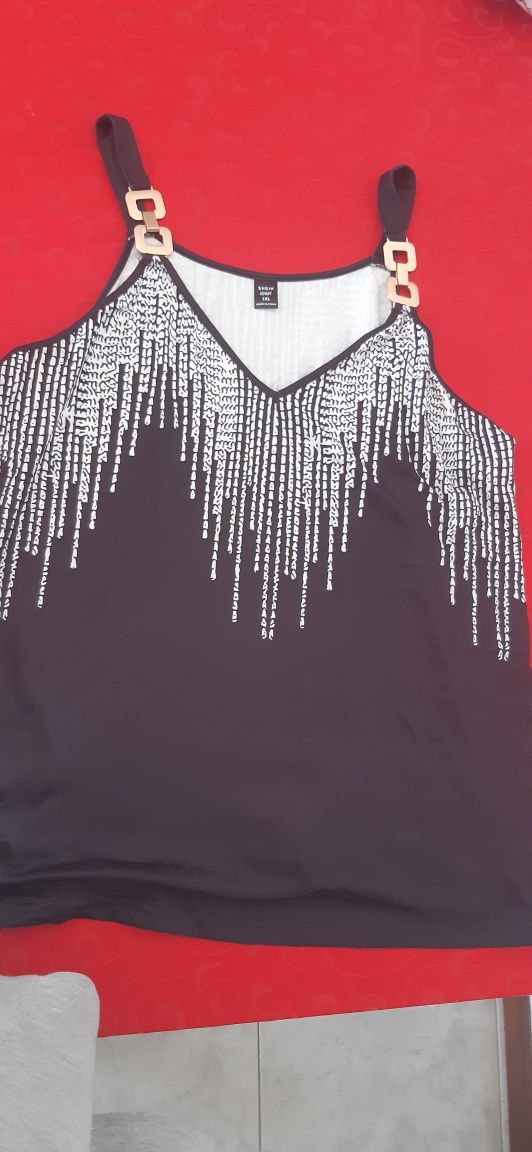 Vendo vestido e camisola