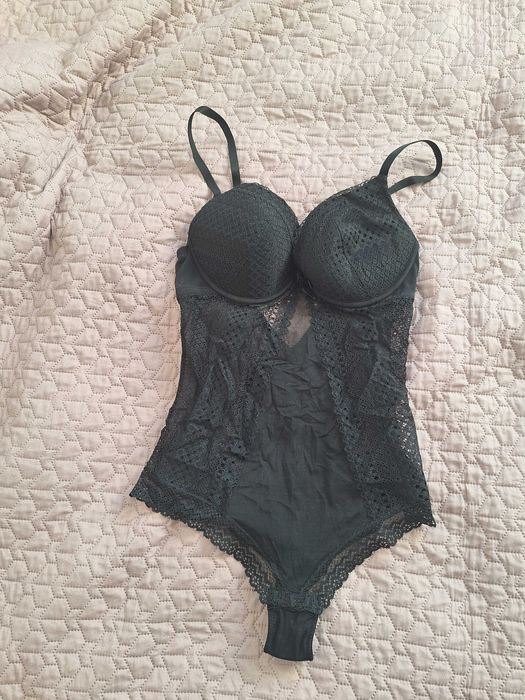 Koronkowa czarna bielizna XS-S