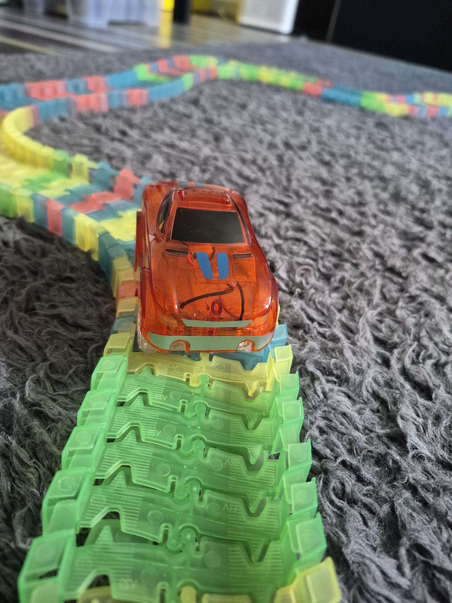 Tor Magic Tracks z autkiem