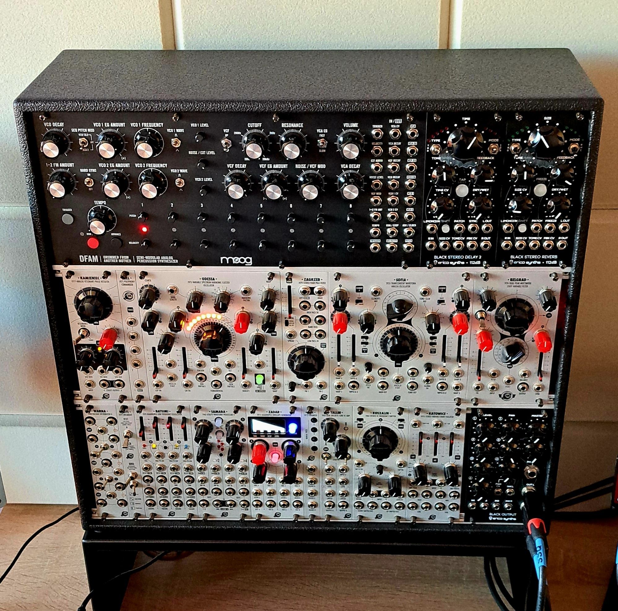 Skrzynia Eurorack - Doepfer A-100LC9v VE PSU3