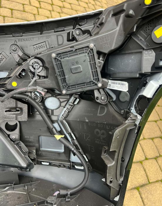 renault megan e-tech бампер (Рено меган)